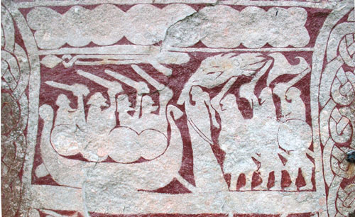piedra vikinga Hammar que representa a Hild en su intento de pacificación con los guerreros